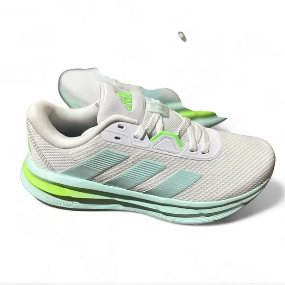 NWT Women’s Adidas Running Shoes (Size 6, 7.5) - Picture 4 of 6